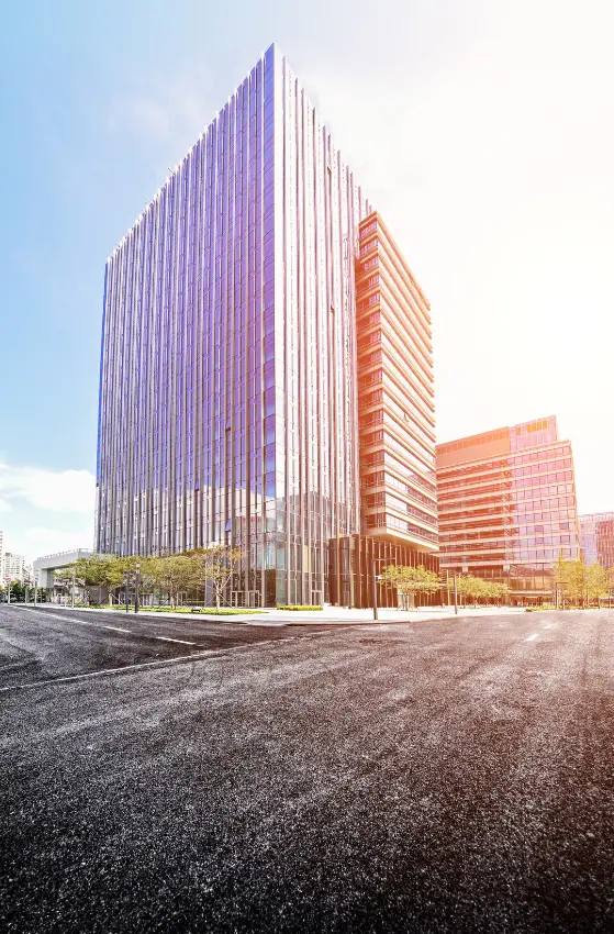 building-view-from-road_1112-631