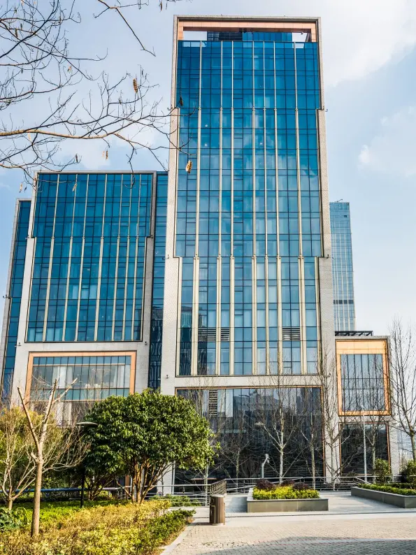 modern-business-center_1127-3157